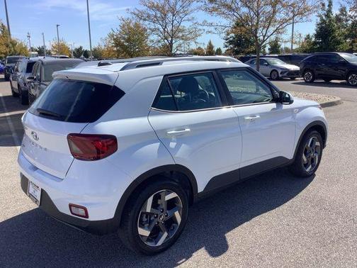 Lunar White 2026 Hyundai VENUE SEL