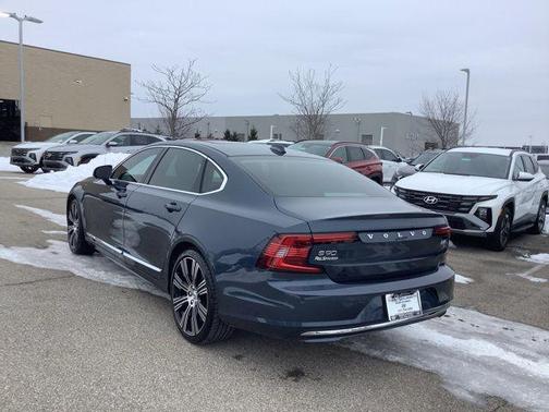 2023 Volvo S90 B6 Ultimate