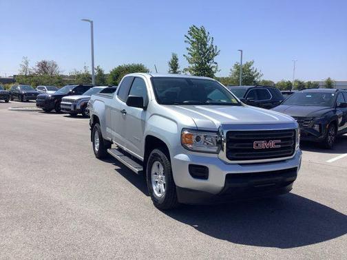 2016 GMC Canyon Base