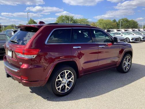 2021 Jeep Grand Cherokee Overland