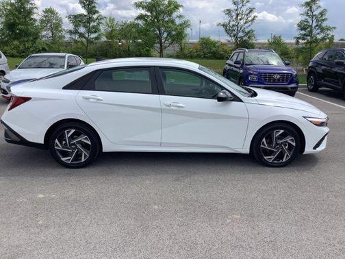 2025 Hyundai ELANTRA Sport