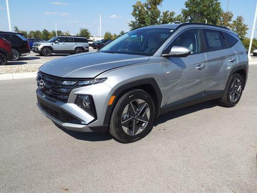 Shimmering Silver 2026 Hyundai TUCSON SEL