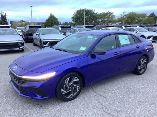 2025 Hyundai ELANTRA Sport