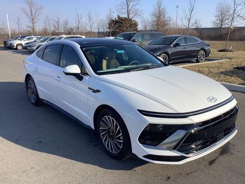 2025 Hyundai SONATA Hybrid Limited