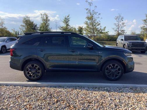 2022 Kia Sorento SX