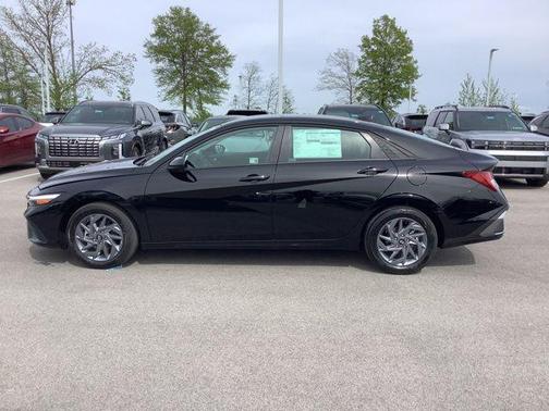 2025 Hyundai ELANTRA HEV Blue