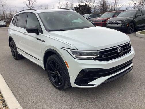 2024 Volkswagen Tiguan 2.0T SE R-Line Black 4MOTION