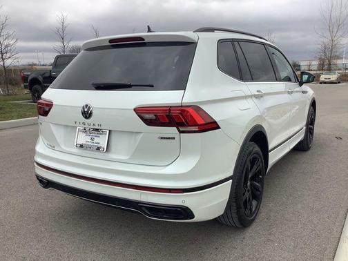 2024 Volkswagen Tiguan 2.0T SE R-Line Black 4MOTION