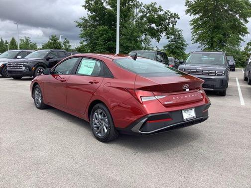 2025 Hyundai ELANTRA HEV Blue
