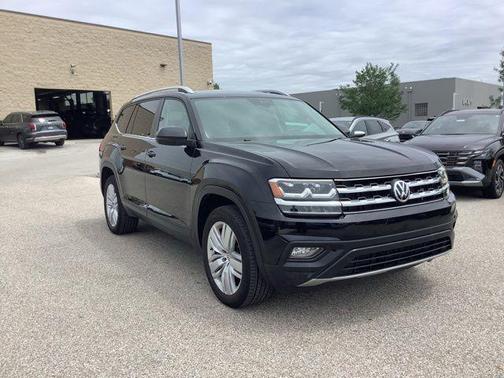 Deep Black Pearl 2019 Volkswagen Atlas 3.6L SE w/Technology