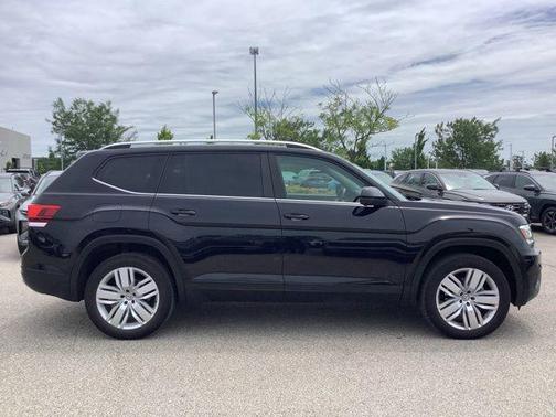 Deep Black Pearl 2019 Volkswagen Atlas 3.6L SE w/Technology