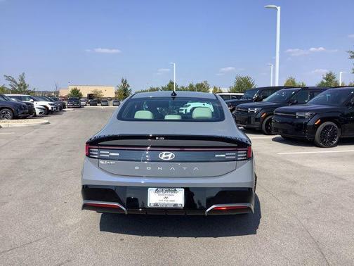 2026 Hyundai SONATA SEL