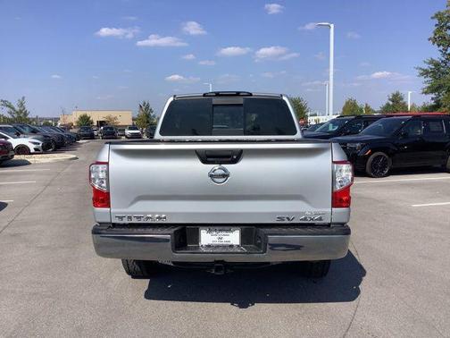 2018 Nissan Titan SV