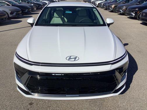 2026 Hyundai SONATA SEL