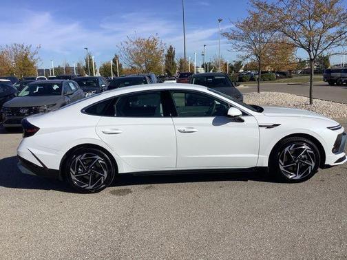 2026 Hyundai SONATA SEL