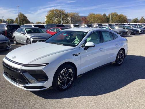 2026 Hyundai SONATA SEL