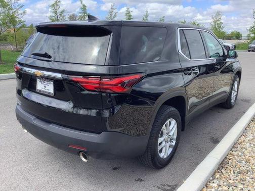 2022 Chevrolet Traverse LS