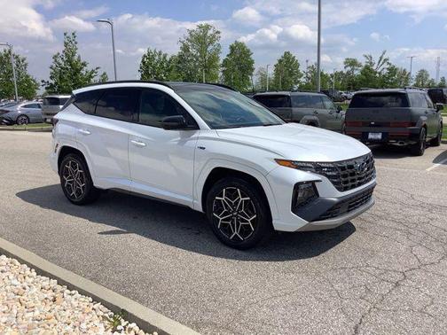 White Pearl 2024 Hyundai TUCSON Hybrid N Line