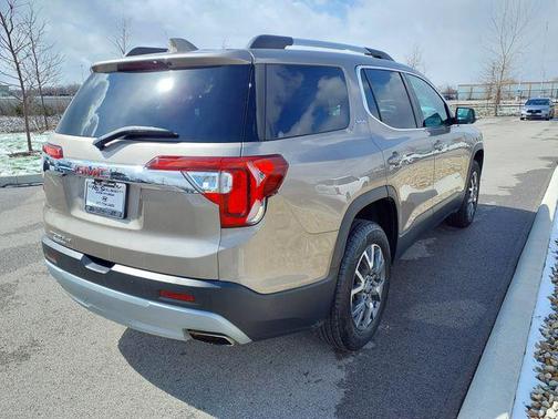 2022 GMC Acadia FWD SLE