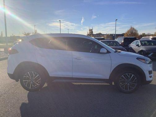 2021 Hyundai TUCSON SEL