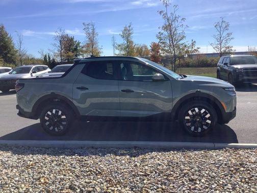 2026 Hyundai SANTA CRUZ SEL Activity