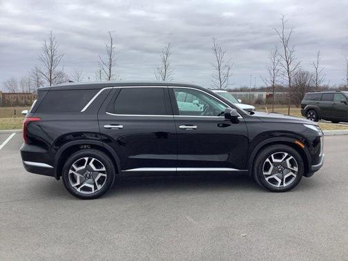 2025 Hyundai PALISADE SEL Premium