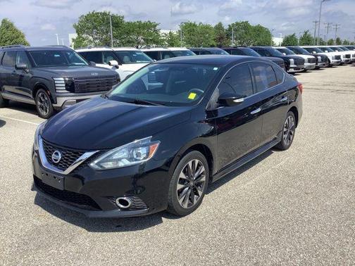 Super Black 2017 Nissan Sentra SR