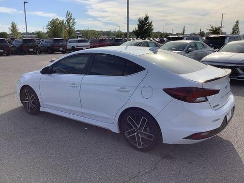 2020 Hyundai ELANTRA Sport