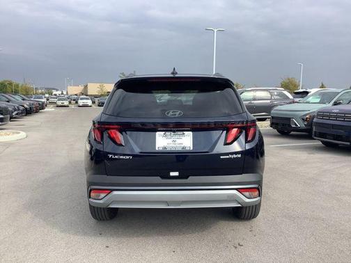 2026 Hyundai TUCSON Hybrid SEL
