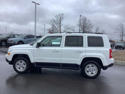 2016 Jeep Patriot Sport