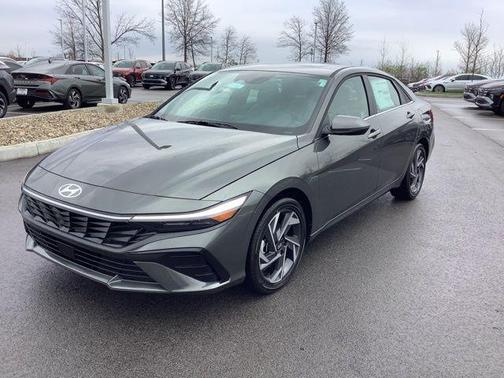 2025 Hyundai ELANTRA Limited