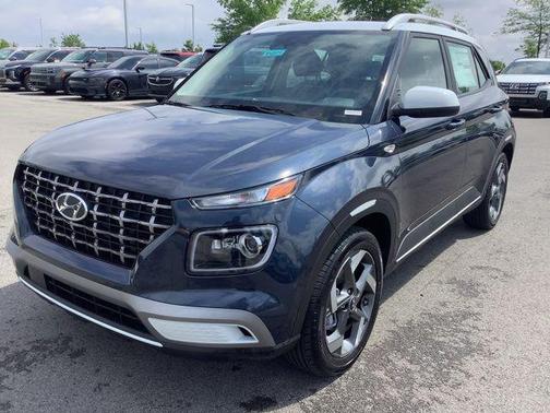 2025 Hyundai VENUE Limited