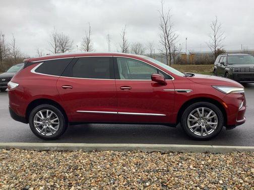 2023 Buick Enclave Essence AWD
