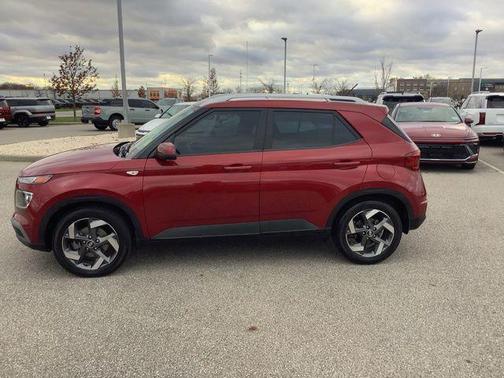 2023 Hyundai VENUE SEL