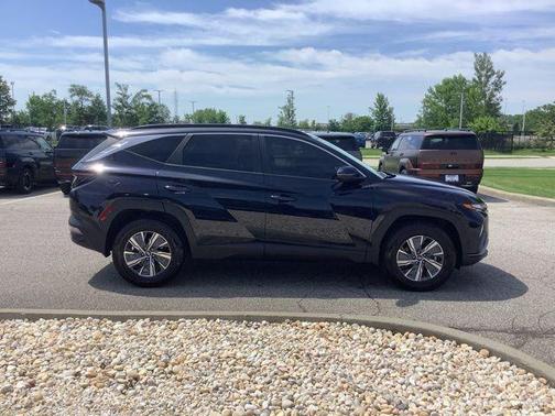Deep Sea 2022 Hyundai TUCSON Hybrid Blue