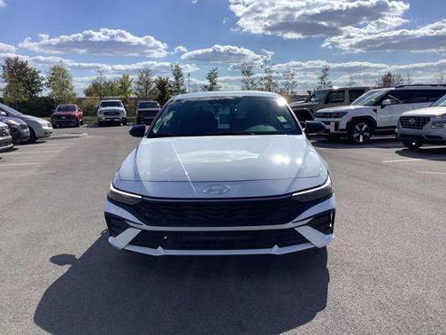 2025 Hyundai ELANTRA Sport