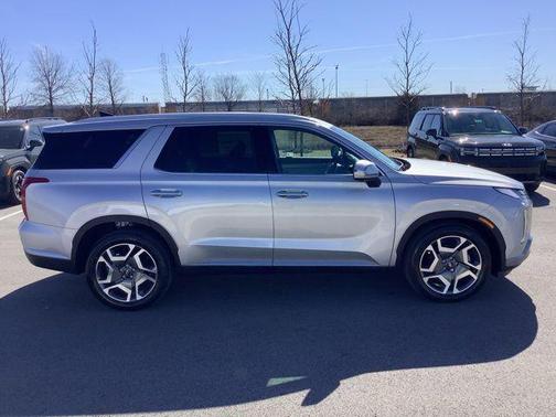 2025 Hyundai PALISADE SEL Premium