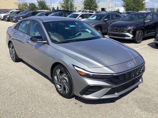 2025 Hyundai ELANTRA Sport