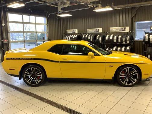 2012 Dodge Challenger SRT8 392