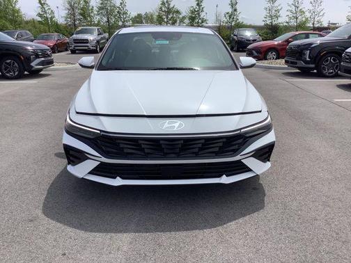 2025 Hyundai ELANTRA Sport