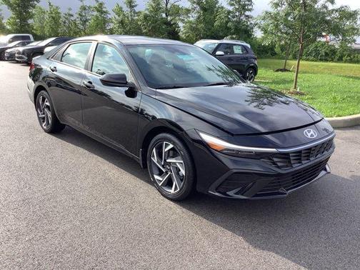 2025 Hyundai ELANTRA Sport