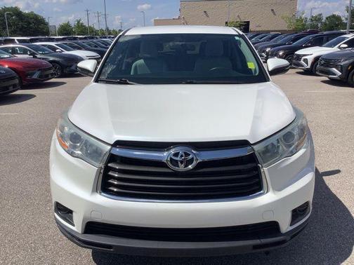 2014 Toyota Highlander LE