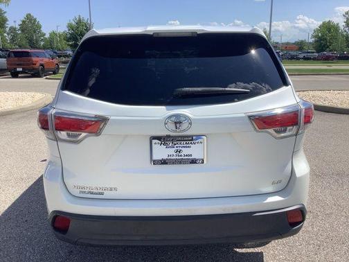 2014 Toyota Highlander LE