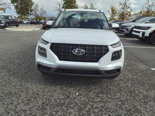 2026 Hyundai VENUE SE