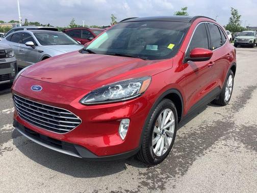 2022 Ford Escape Titanium