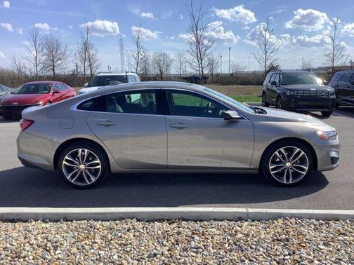 2024 Chevrolet Malibu FWD 2LT