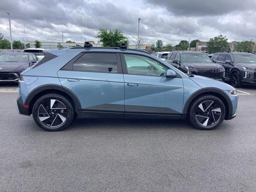 2025 Hyundai IONIQ 5 SEL