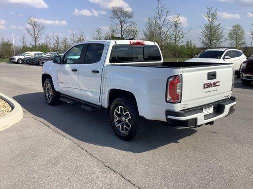 Summit White 2022 GMC Canyon AT4
