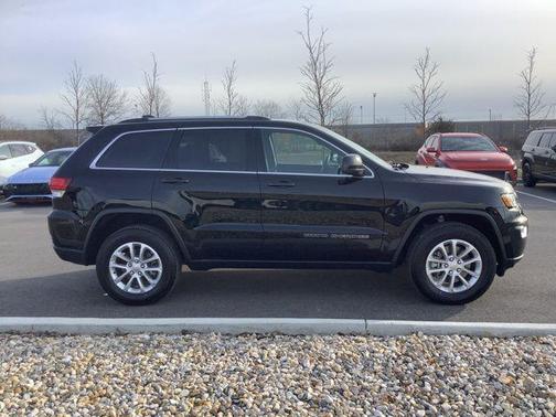2021 Jeep Grand Cherokee Laredo