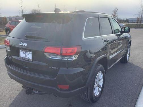 2021 Jeep Grand Cherokee Laredo